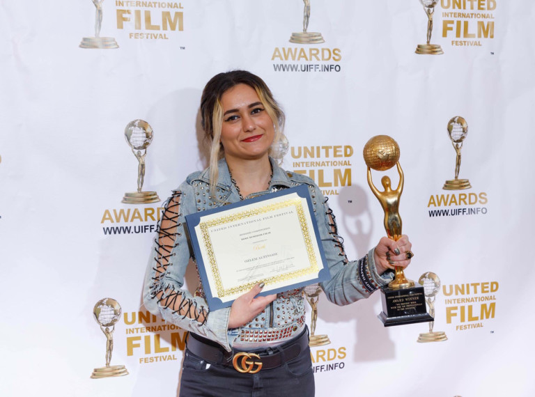 Amerika’da bir Türk kadın korku yönetmeni: Özlem Altıngöz