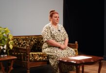 Adile Naşit’in kült olmuş, bizi hüzünlendirip güldürmüş birkaç sahnesiyle baş başa kalmak iyi olurdu!