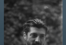 Cengiz kendi içinde başka bir dil, başka bir hayat kurmuş gibi…